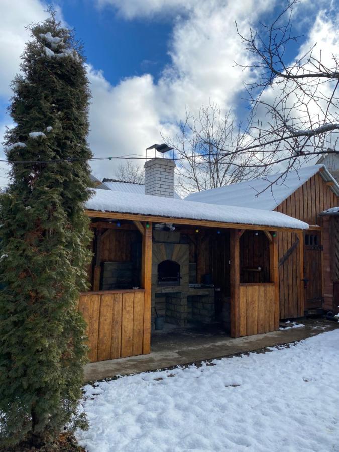Садиба Диво Квітка Tatariv Exterior foto
